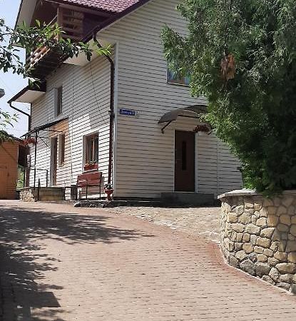 Cottage house Yaremtche Extérieur photo