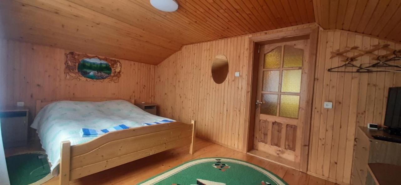 Cottage house Yaremtche Extérieur photo